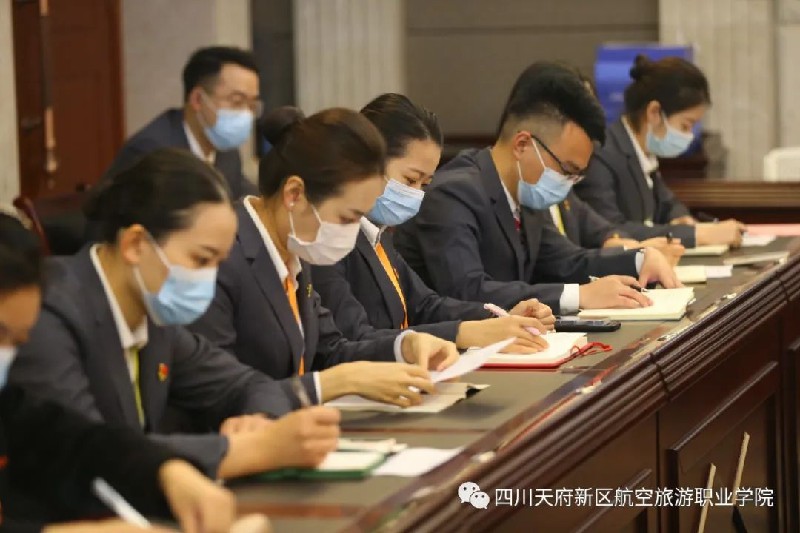 1669864492627833.jpg cd15df17f9d980cfa2229403efc77c0.jpg