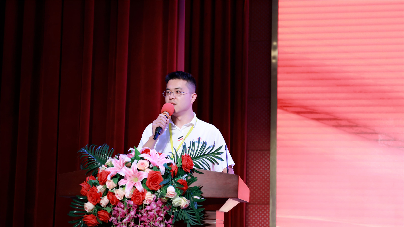 1757300099737349.jpg IMG_4825.JPG