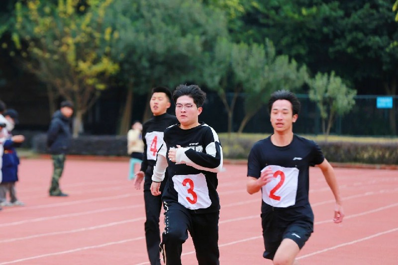 1765472325111219.jpg 微信图片_2025-12-12_005425_466~1.jpg