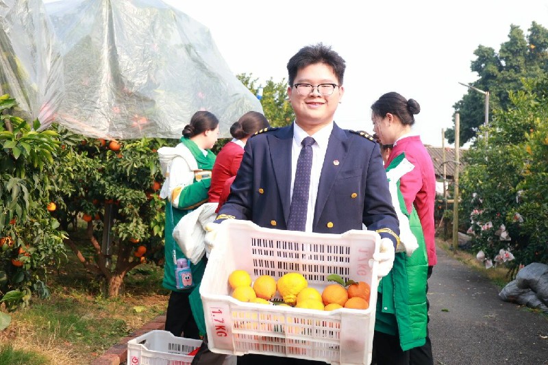 1765472667854396.jpg 微信图片_2025-12-12_010202_832~1.jpg